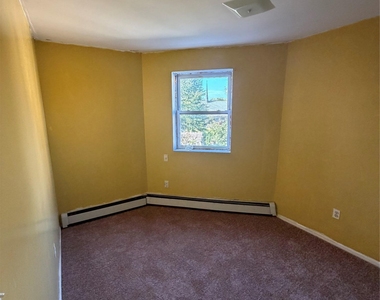 93-20 197th Street - Photo Thumbnail 2