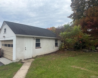 1290 Lakes Road - Photo Thumbnail 23