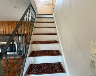 1290 Lakes Road - Photo Thumbnail 18