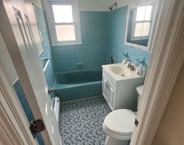 548 S 9th Avenue - Photo Thumbnail 8