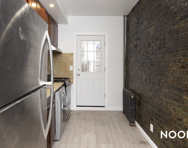 1806 George St 11385 - Photo Thumbnail 8