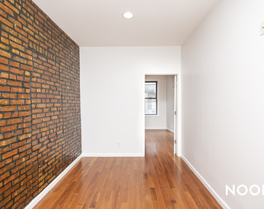 1806 George St 11385 - Photo Thumbnail 1