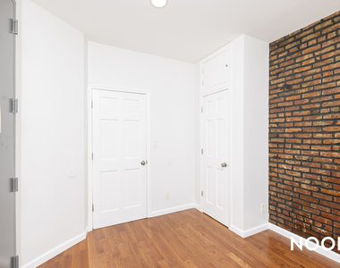1806 George St 11385 - Photo Thumbnail 17