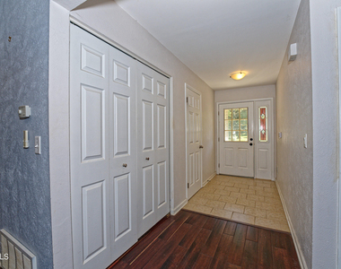 638 Top Ridge Drive - Photo Thumbnail 3