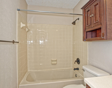 638 Top Ridge Drive - Photo Thumbnail 23
