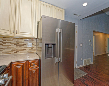 638 Top Ridge Drive - Photo Thumbnail 10