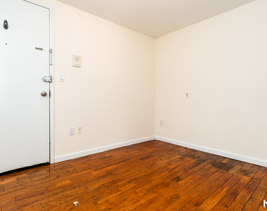 73 Pineapple St 11201 - Photo Thumbnail 2