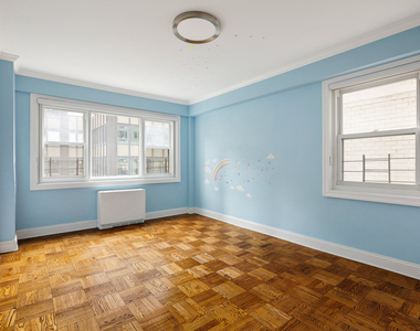 345 E 56th Street - Photo Thumbnail 15