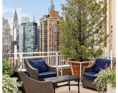 345 E 56th Street - Photo Thumbnail 18