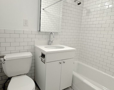 270 Park Avenue S - Photo Thumbnail 4