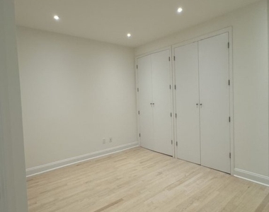 270 Park Avenue S - Photo Thumbnail 3