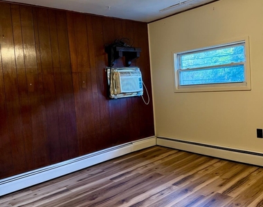 131 William Street - Photo Thumbnail 4