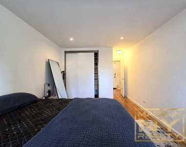 320 W 30th Street - Photo Thumbnail 6