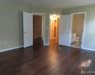 107 Amy Drive - Photo Thumbnail 22