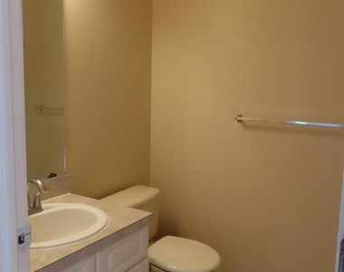 107 Amy Drive - Photo Thumbnail 30