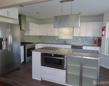 107 Amy Drive - Photo Thumbnail 26