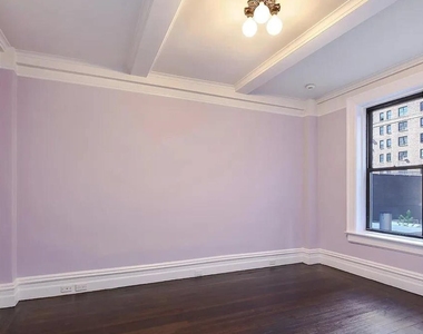 146 E 49th Street - Photo Thumbnail 1