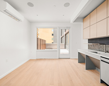 41-15 24th St 11101 - Photo Thumbnail 5