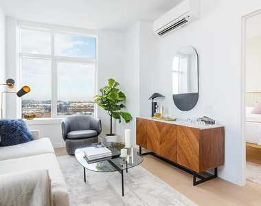 123 Linden Blvd 11226 - Photo Thumbnail 1