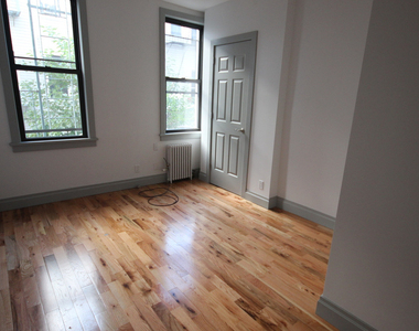 294 Harman St 11237 - Photo Thumbnail 4