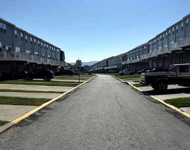 123 Anthem Street - Photo Thumbnail 36