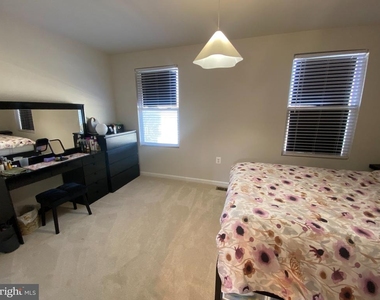 123 Anthem Street - Photo Thumbnail 26
