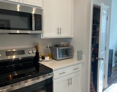 123 Anthem Street - Photo Thumbnail 7