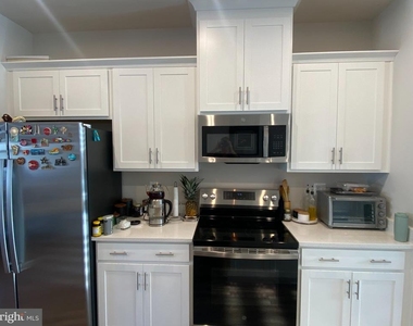 123 Anthem Street - Photo Thumbnail 6