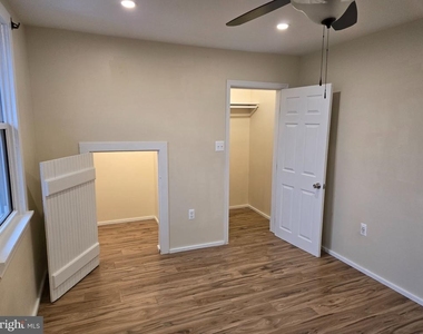 214 N East Lane - Photo Thumbnail 25