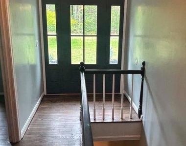 22 Williams Drive - Photo Thumbnail 8