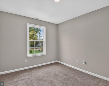 207 S Loudoun Street - Photo Thumbnail 22