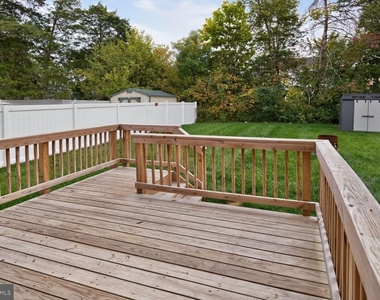 207 S Loudoun Street - Photo Thumbnail 27