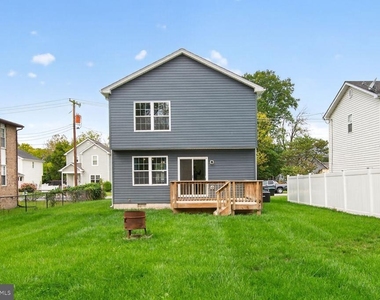 207 S Loudoun Street - Photo Thumbnail 29