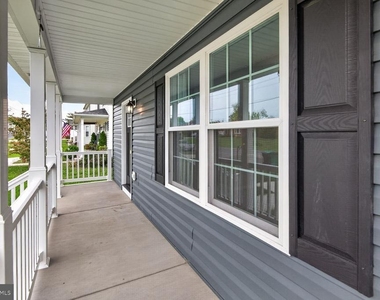207 S Loudoun Street - Photo Thumbnail 3