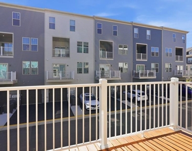 14035 Onyx Street - Photo Thumbnail 23