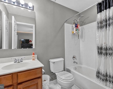 8147 Cancun Court - Photo Thumbnail 33