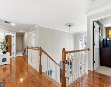 8147 Cancun Court - Photo Thumbnail 22