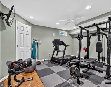 8147 Cancun Court - Photo Thumbnail 50