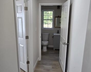317 S West Street - Photo Thumbnail 23