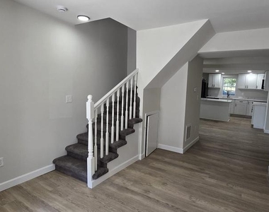 317 S West Street - Photo Thumbnail 20