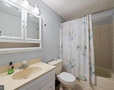 9020 Saint Steven Court - Photo Thumbnail 11