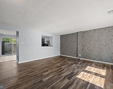9020 Saint Steven Court - Photo Thumbnail 2