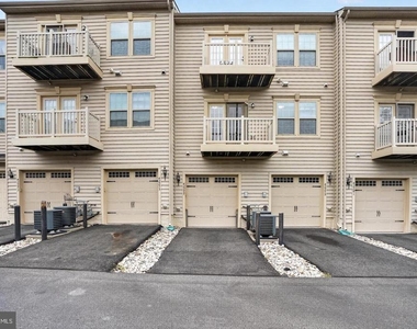 42277 Tackroom Terrace - Photo Thumbnail 25