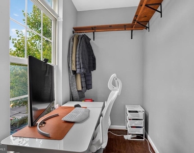 42277 Tackroom Terrace - Photo Thumbnail 17