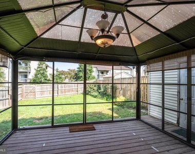 120 Paddington Way Ne - Photo Thumbnail 24