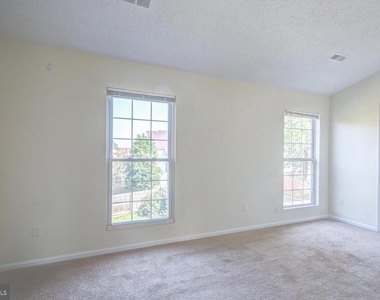 120 Paddington Way Ne - Photo Thumbnail 18