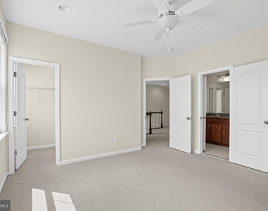 23601 Rose Leigh Terrace - Photo Thumbnail 22