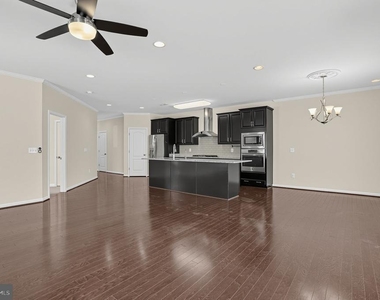 23601 Rose Leigh Terrace - Photo Thumbnail 7