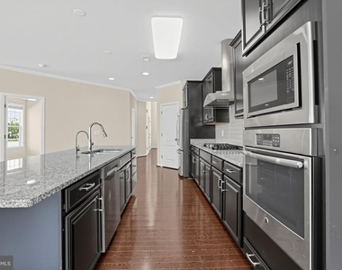 23601 Rose Leigh Terrace - Photo Thumbnail 14