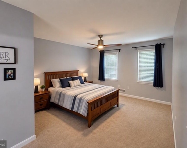 6321 Youngs Branch Drive - Photo Thumbnail 12
